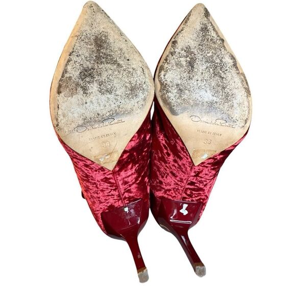 Oscar de la Renta Red Velvet Mary Jane Heels – Size US 6 / EU 36 - Picture 7 of 11